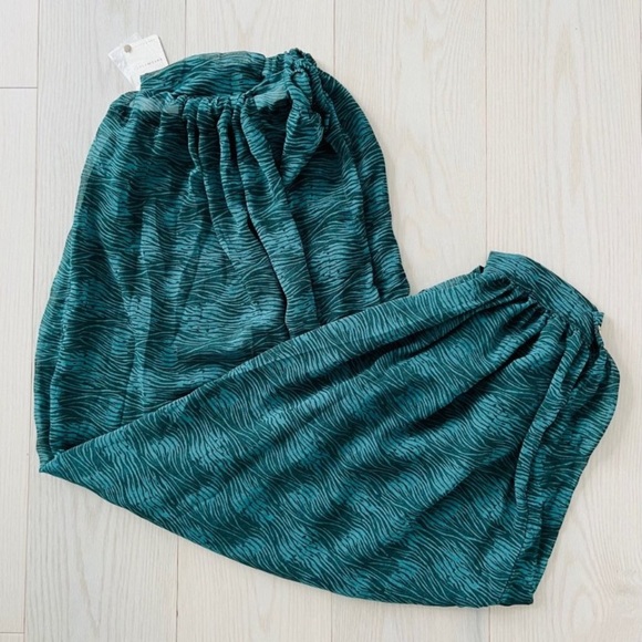 NWT Free People green + black harem pant perfect for swim or sleep size S - Picture 3 of 8